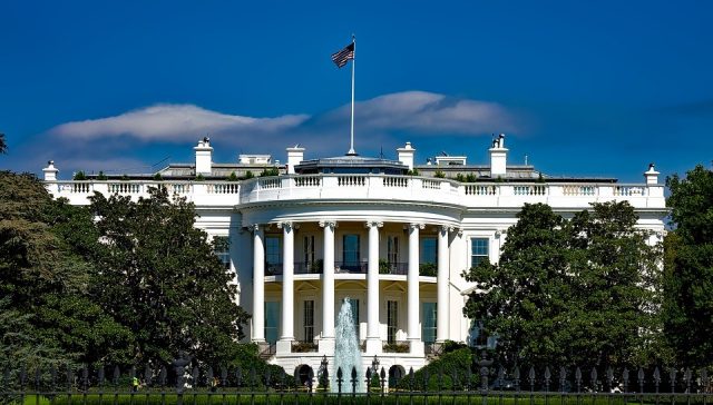 White House Talks Turn XRP Price Charts Green